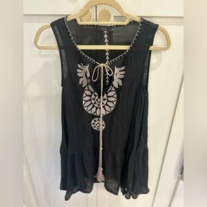 THML Summer Dress XS Or Coverup! Light Weight Beautiful Pattern
